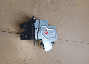 ZAMEK KLAPY TYŁ MAZDA 2 nr C6728 1