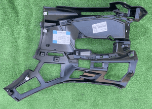 MOCOWANIE Ślizg zderzaka prawy BMW 1 F40 7459710 3