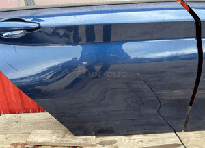 Bmw F20 drzwi A76 prawy tył oryginał igły w kolor 8