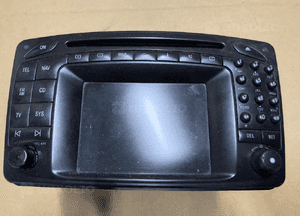 mercedes G 463 CLK 209 c 203  clc radio cd    command  2.0 vito 639 Viano 1