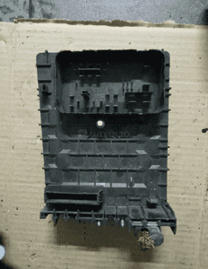 skrzynka bezpieczników golf 5 audi a 3 1k0937125 2