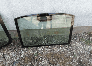 szyba tył vectra b sedan