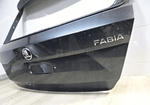 Skoda Fabia III 6V6 zderzak tył 6V6807421 KLAPA 4