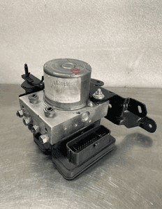 Pompa abs renault master iii 3 476604079R org fv 1