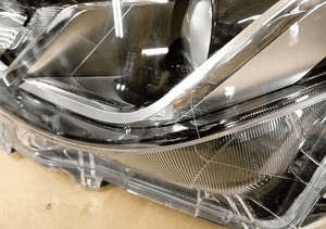 Lampa lewa reflektor lewy toyota corolla E21 sedan led 19- 2