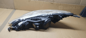 Lampa prawy przód przednia prawa Xenon Peugeot 407 9641944180 5