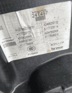 Mercedes CLA W117 zamek w drzwi lewe listwa klamka key less go podnośnik instalacja głośnik 2