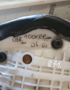 Honda CBR 1000RR Fireblade (2004 - 2005) Siedzenie kanapa przód 2