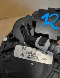 SILNICZEK WYCIERACZKI TYŁ VW FOX nr 5Z6955711 2