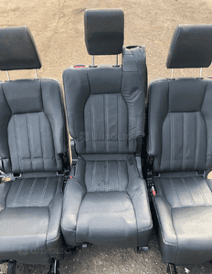 Siedzenia skórzane 2 i 3 rząd czarne Land Rover Discovery 4 IV 5