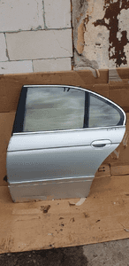 Drzwi lewy tył tylne lewe BMW 5 E39 354 Titansilber 1