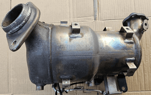 Toyota Corolla Avensis 2.2 2.0 D4D  katalizator filtr cząstek stałych DPF FAP 26041 3