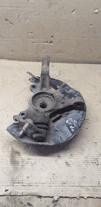 Zwrotnica prawy przód przedni Toyota Avensis T25 3