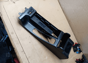 Tunel środkowy osłona tunelu BMW 3 E46 8213680 1