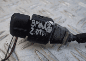 CZUJNIK POŁOŻENIA WAŁU VW AUDI 2,0 TDI BMN 03G906433A RADOM 2