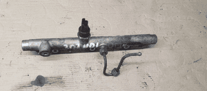Listwa wtryskowa Peugeot 307 2.0 HDI 0445214019 3