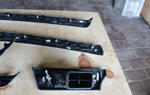Listwy dekory alu cube bmw E90 E91 m pakiet  eu 2010 17