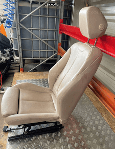 Bmw F36 fotel grzany prawy 3
