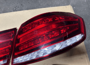 MERCEDES E 212 sedan  lampa tylna  led lift lewa prawa 10