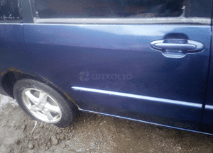 Mazda MPV 99-06  Drzwi prawe tylne tył w kolor 22A 5
