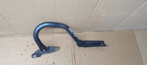 Zawias maski prawy przód Opel Zafira C 13283109 2