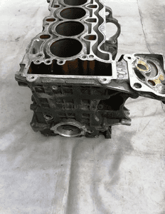 Blok silnika Bmw E46 1.8 2.0 N47 5