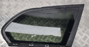 Bmw E91 szyba karoseryjna prawa tył tylna 7222252 2
