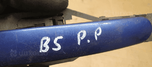 Klamka prawy przód przednia prawa VW Passat B5 FL 6