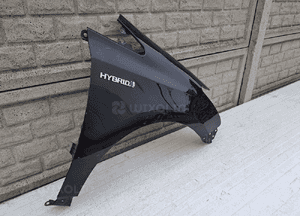 Toyota prius plus błotnik przedni prawy 3