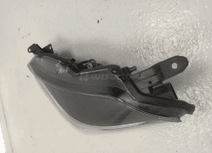 TOYOTA YARIS III 3 LIFT LAMPA LEWA PRZÓD PRZEDNIA 14- 5