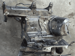 Mazda 5 podluznica przod przednia prawa lewa 2