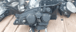 Przod przednia lampa prawa citroen C5 xenon !bez przetwornicy! 4