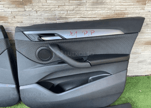 Tapicerki tapicerka boczki drzwi bmw X1 F48 3