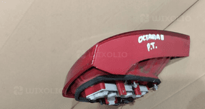 Lampa prawa lewa tył tylna skoda octavia ii 2 hb 4