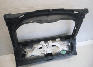 Range rover velar L560 klapa tylna bagażnika 16