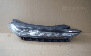 Lampa prawa reflektor prawy hyundai kona 1