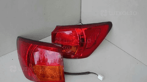 Lexus is ii 220D lampa tył tylna prawa 1