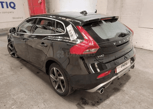 BŁOTNIK TYŁ LEWY ĆWIARTKA VOLVO V40 II 12-19 PRÓG