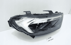 Lampa prawy przód przednia full led audi A1 ii 82A 3