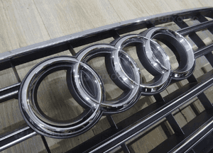 Atrapa grill chrom Audi S8 4H0 lift 13-17 4h0853651ag 6