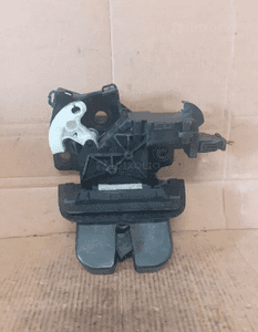 Zamek klapy tył audi A4 B7 nr 8E9827520A 3