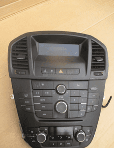 Radio wyświetlacz panel klimatyzacji opel insignia a 13321292 13273102 1