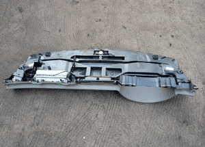 A4 B6 DESKA ROZDZIELCZA KONSOLA 8E1858041 JIVE 3