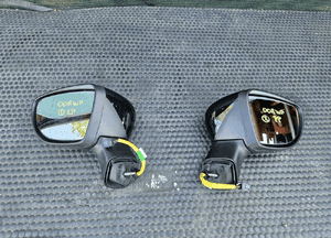 Lusterko Lusterka Zewnetrzne EUROPA Lewe 9pin Prawe 11pin Czarne Renault Captur I 1 1