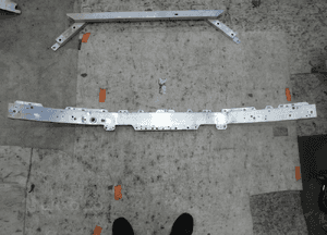 Belka zderzaka przód przednia mercedes e W213 A2136200130 3
