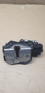 Zamek prawy przód BMW E46 Europa 8206408 1