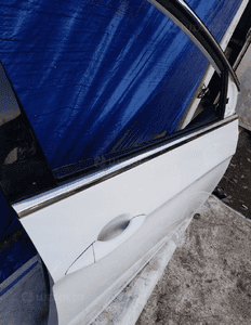 Drzwi prawe przod hyundai I40 kompletne 8