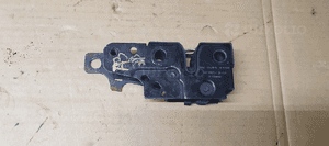 Zamek rygiel maski przód Audi A3 8P 8P0823509C 1