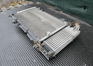 Chłodnica Wody Plynu Klimatyzacji Intercooler Wentylator 1.4 D4D Toyota Auris 1 I Lift 2011r 17