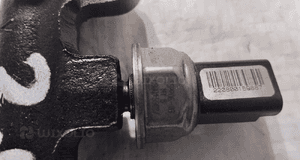 Listwa wtryskowa peugeot citroen volvo 2.0 hdi 9656391180 2
